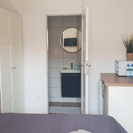 בית הארחה North